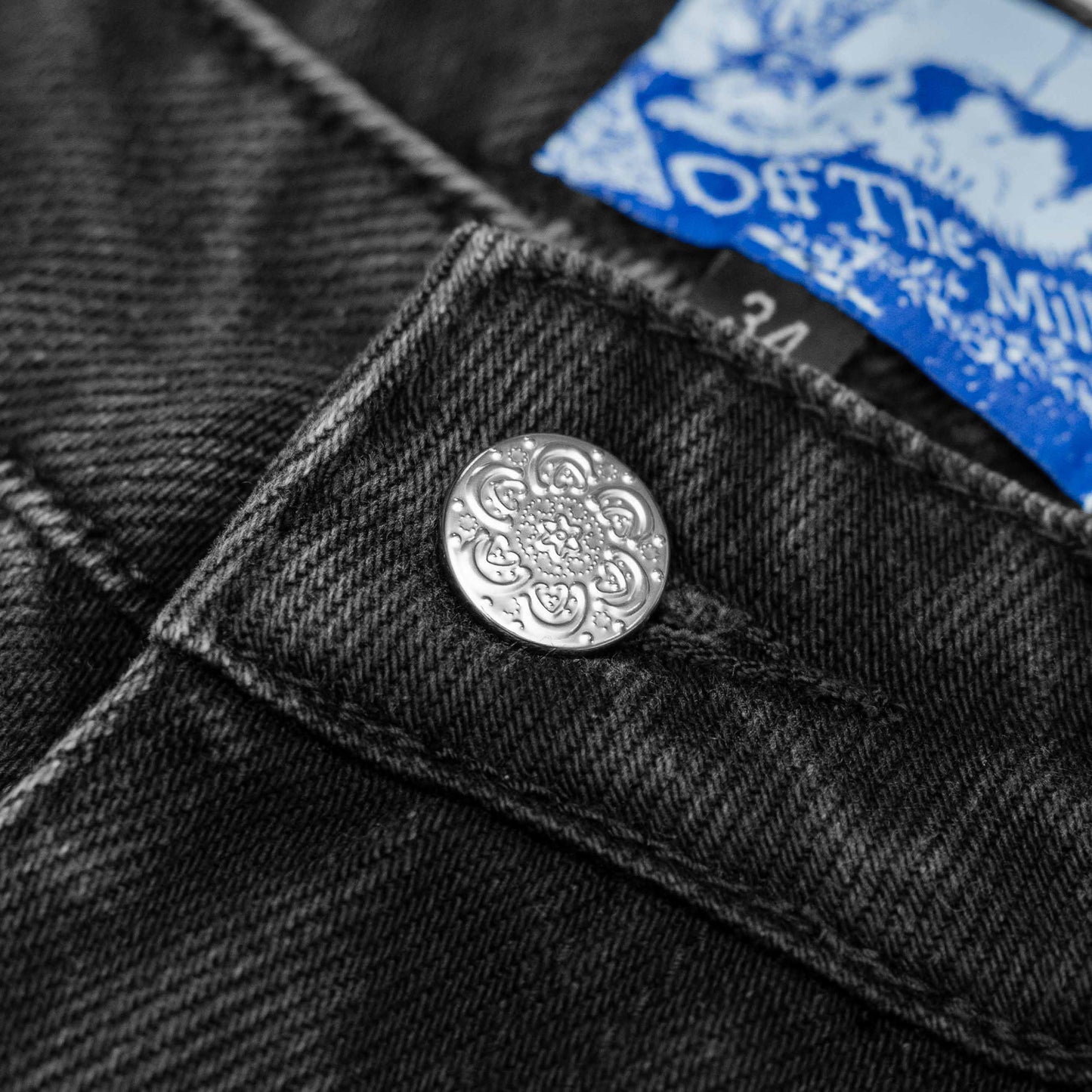 Fishscale Carpenter - Black