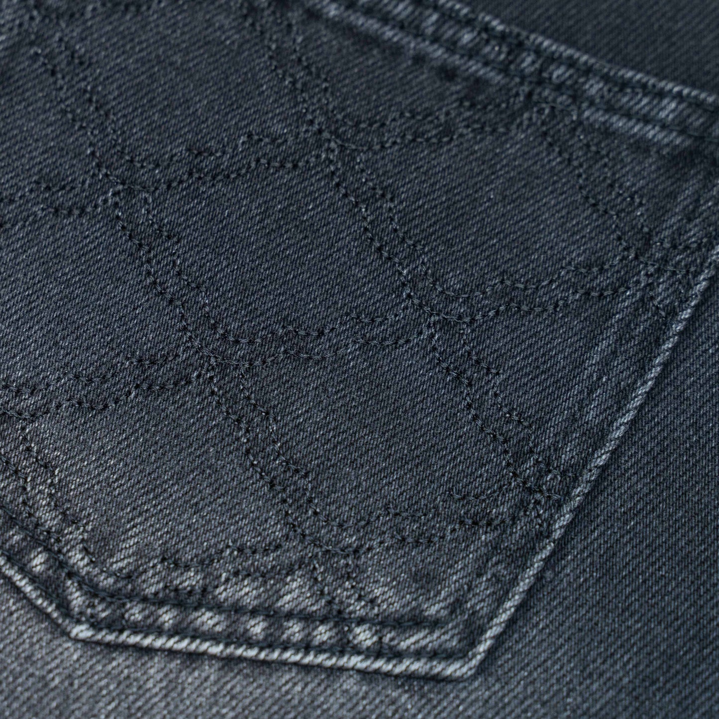 Fishscale Carpenter - Black